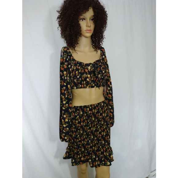 SALE 4 FOR $20 NWOT INSPIRED HEARTS 2PIECE Set - Picture 5 of 5